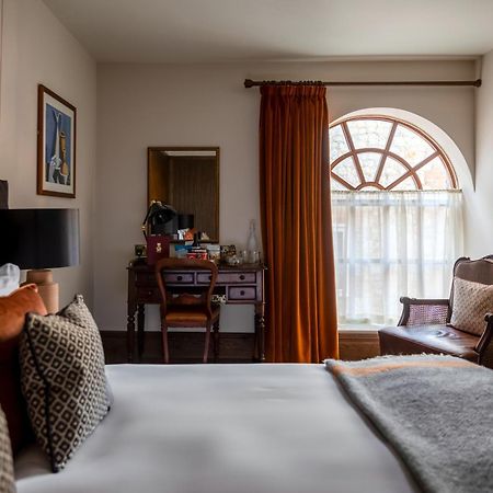 Teller'S Arms Hotel Farnham  Ngoại thất bức ảnh