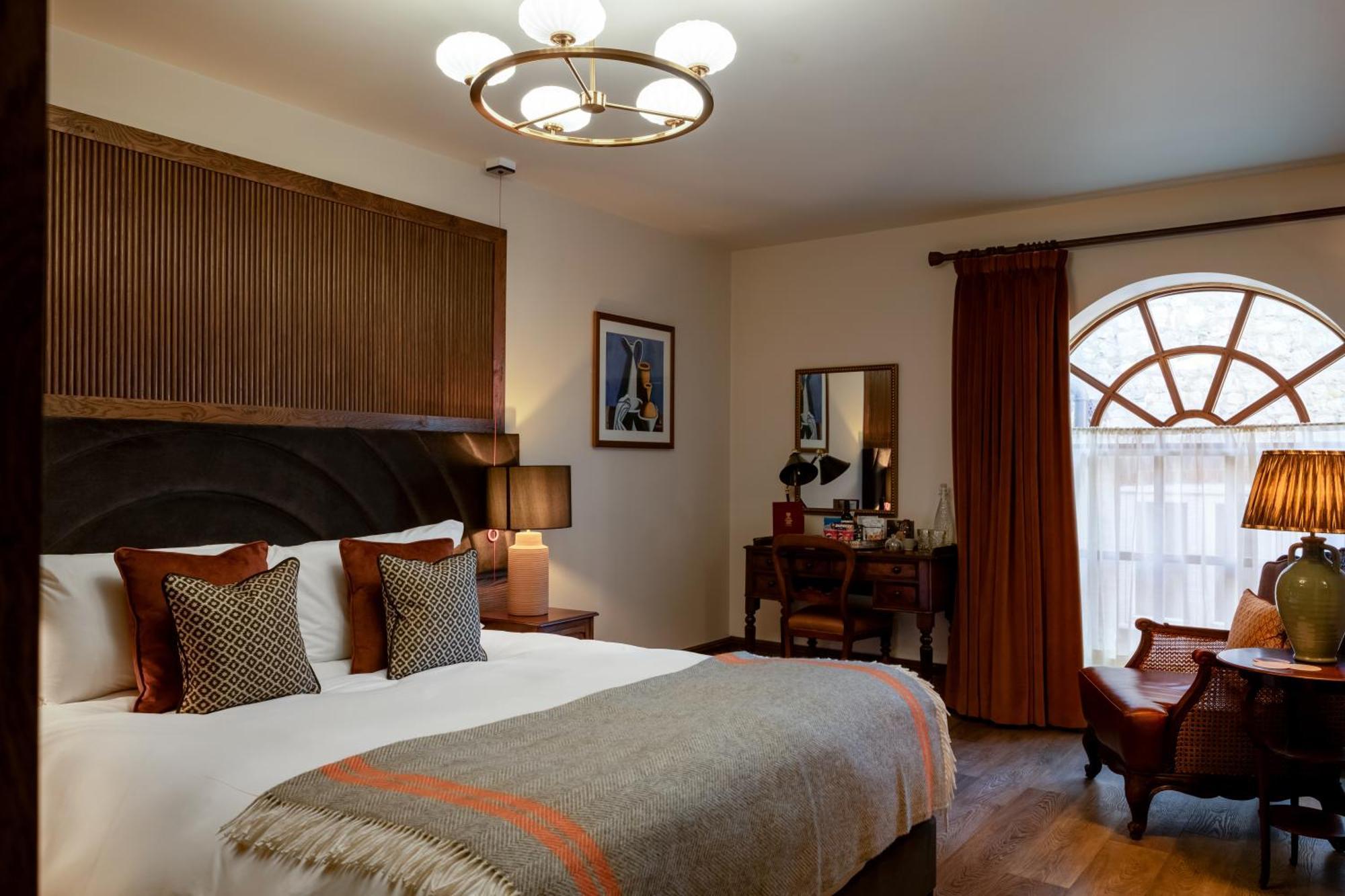 Teller'S Arms Hotel Farnham  Ngoại thất bức ảnh